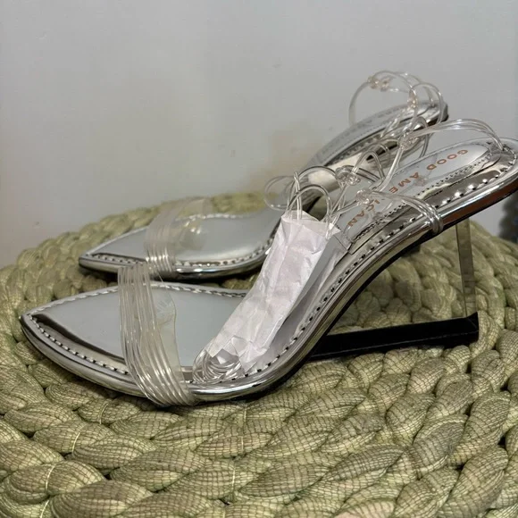 Good American Cinder-f*cking Rella Clear Wedge Sandal Size 8 - Picture 9 of 14